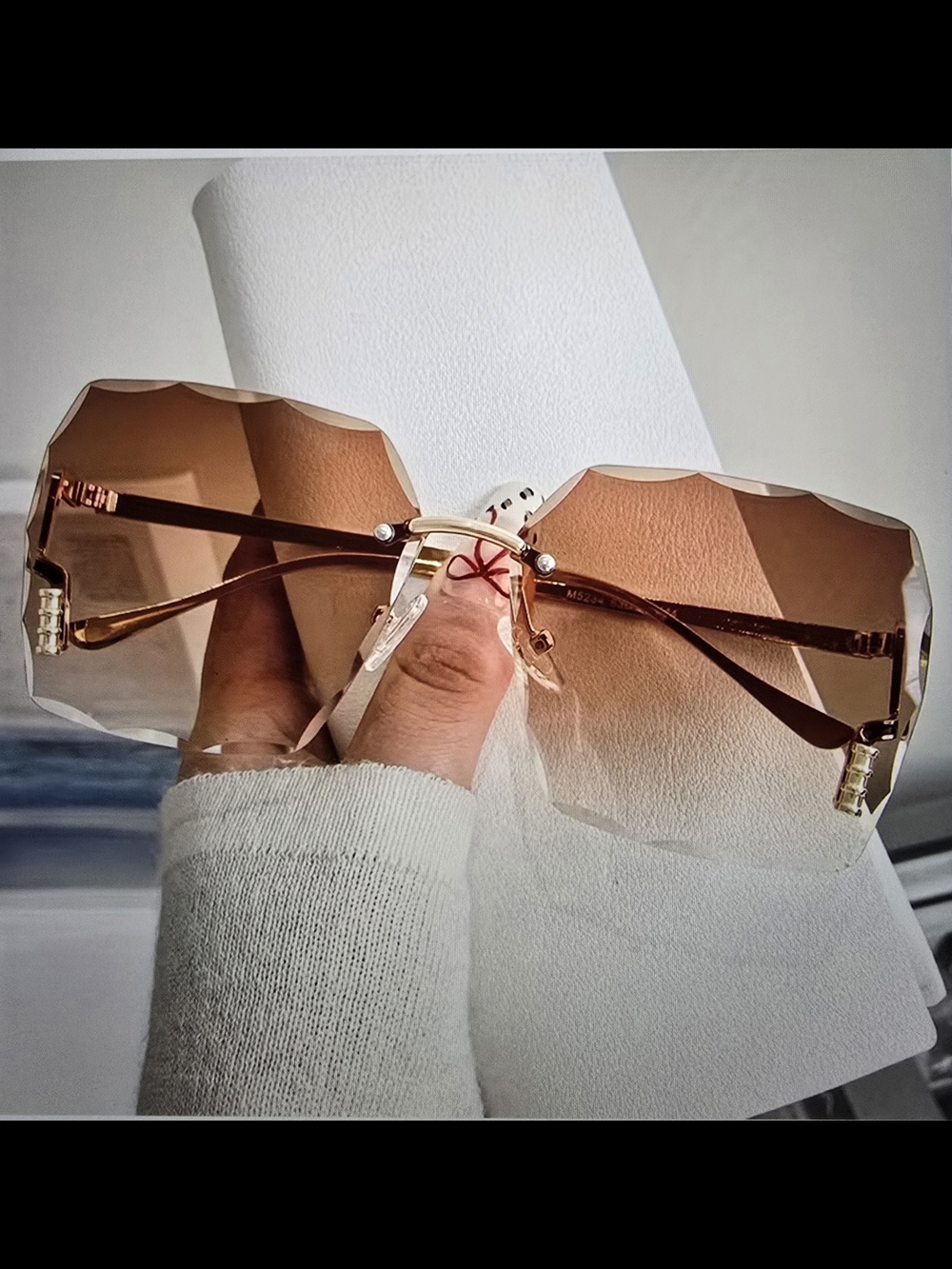 Stylish Rimless Brown Gradient Women’s Sunglasses